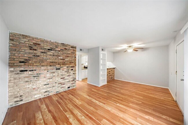 Foto del edificio - 525 Heights Blvd
