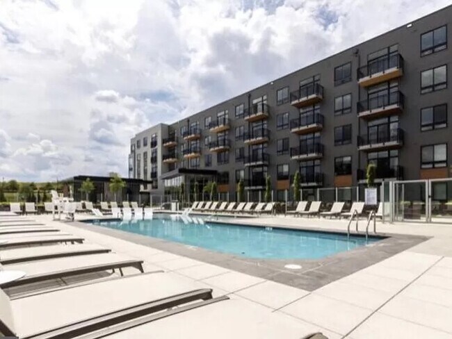 Foto del edificio - 145 Riverhaven Dr