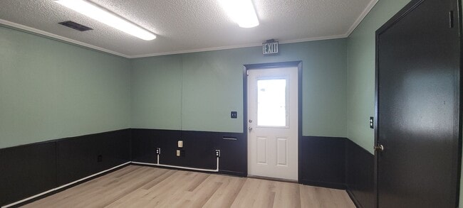 Building Photo - 7600 Pines Rd
