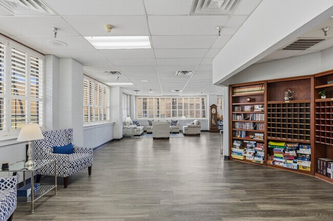 Foto del edificio - Serenity at Briarcrest 55+ Active Adult