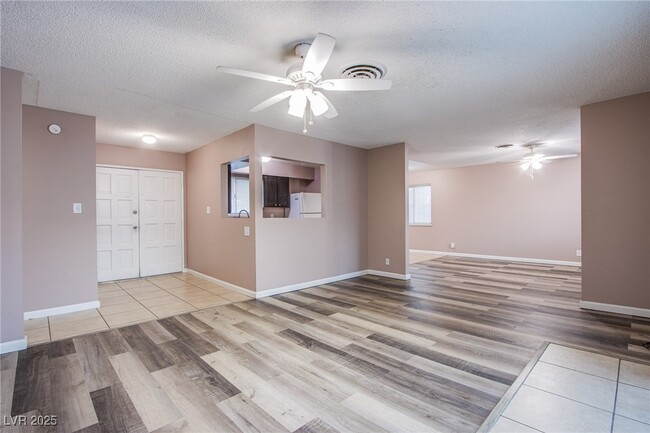 Building Photo - 4153 Crater St