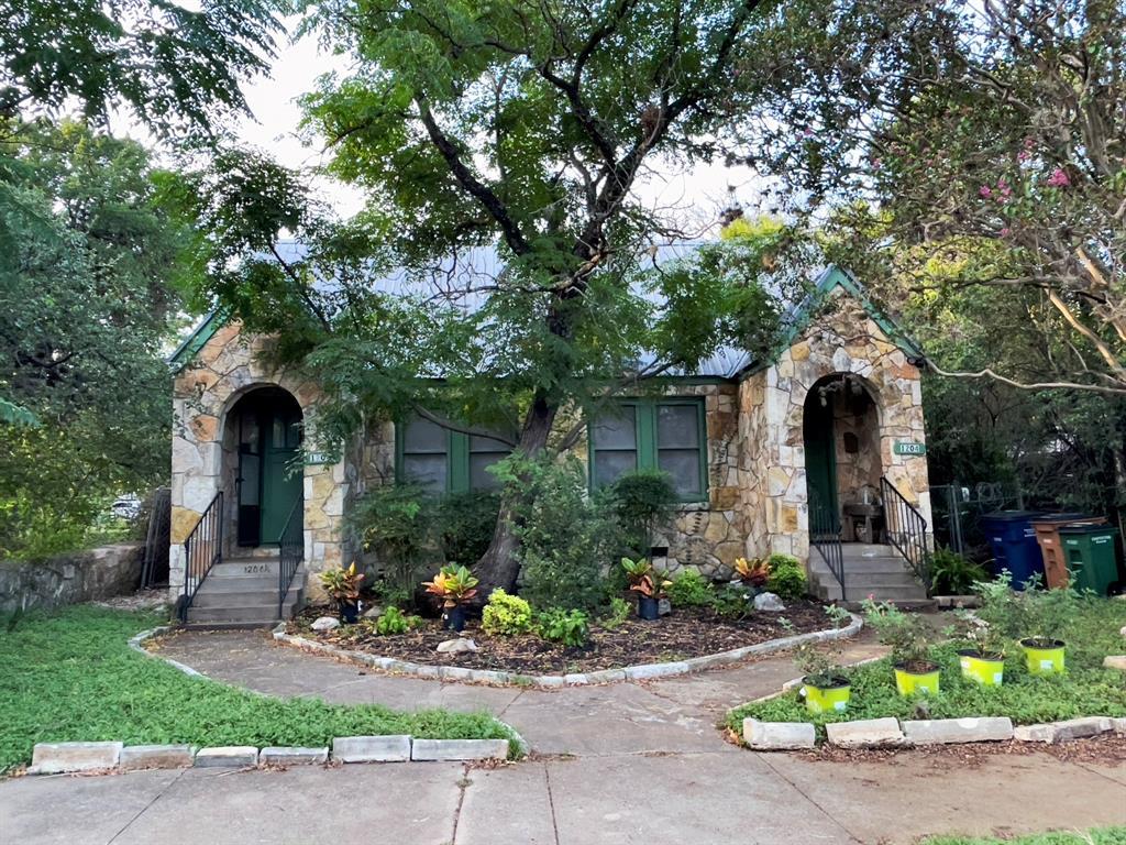 Foto principal - 1204 W 22nd St