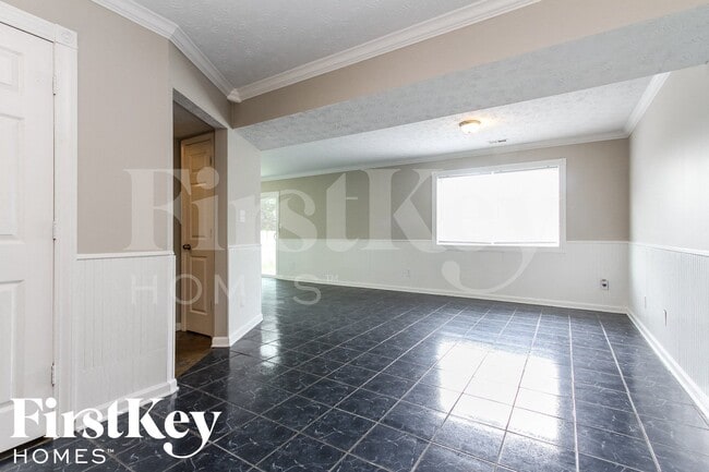 Building Photo - 1921 S Werges Ave