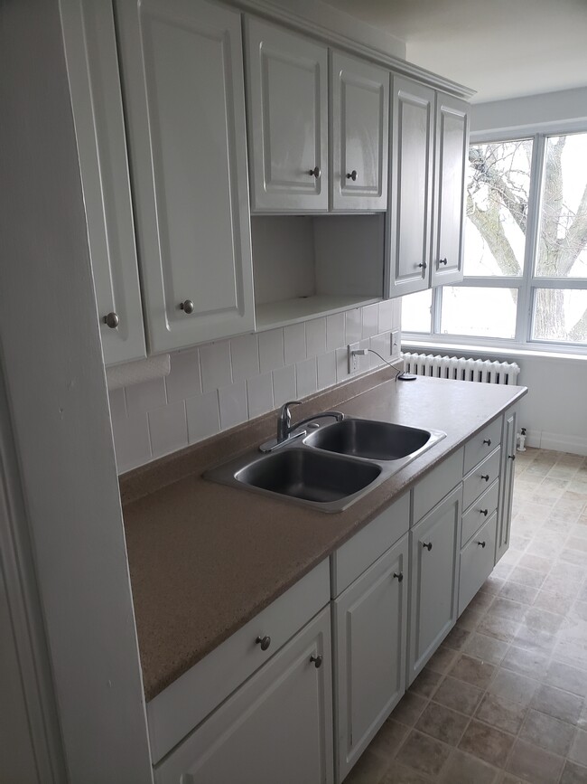 Photo du bâtiment - 108 Kempenfelt Dr