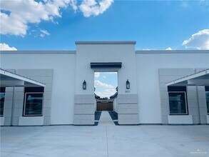 Building Photo - 1 South St