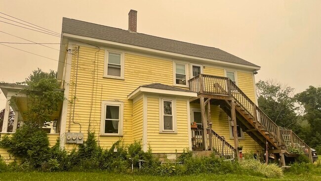 Foto del edificio - 588 Hartford Ave W