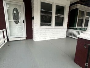 Building Photo - 32 Delawareview Ave
