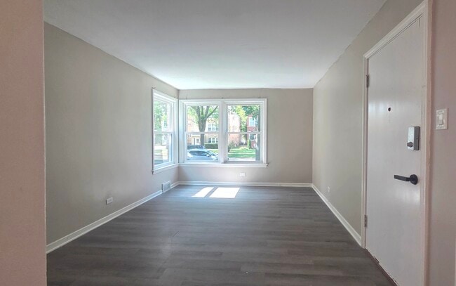 Building Photo - 8255 Kilpatrick Ave