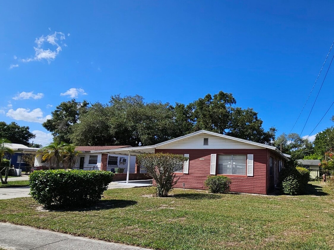 1821 NW 3rd St, Winter Haven, FL 33881 House Rental in Winter Haven
