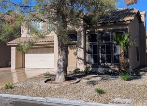 Building Photo - 2670 Ridgewater Cir