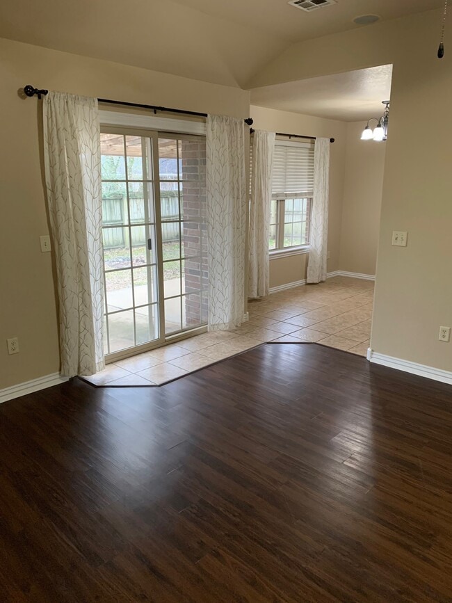 Foto del edificio - 3921 W Tanyard Dr