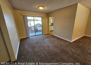 Building Photo - 1625 E Appleton St