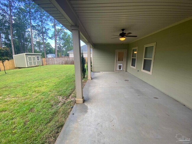 Building Photo - 9071 Quail Roost Dr