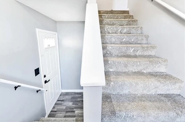 Building Photo - 9453 Cypress Lane
