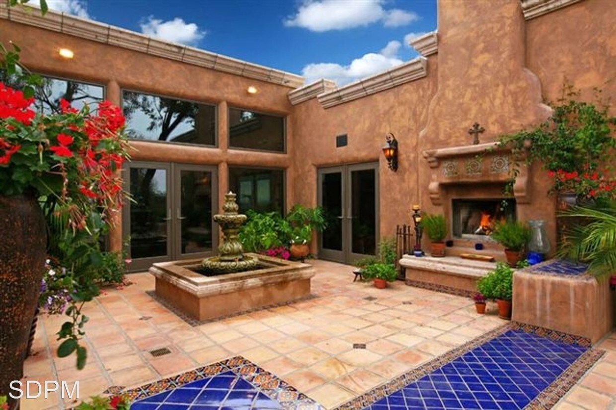 Foto principal - 5851 Soledad Mountain Rd