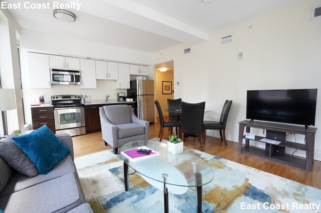 Photo - 8 Winter St Apartment