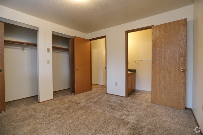 2 BR-Bedroom - Orchard Terrace