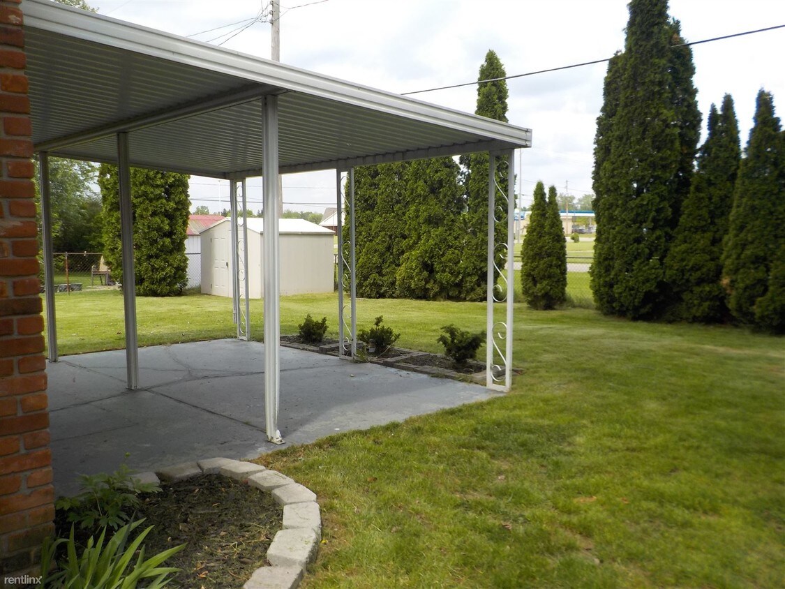 Building Photo - 5023 Wishing Well Dr