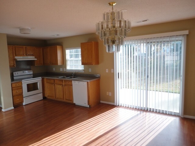 Building Photo - 4716 Chestfield Lane