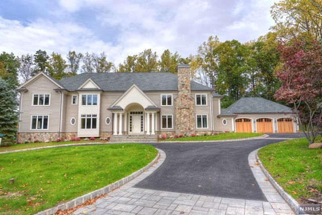 Foto del edificio - 14 Deerhill Rd
