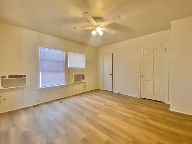 Foto del edificio - 2220 15th St