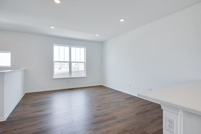 Building Photo - 25750 W Yorkshire Dr