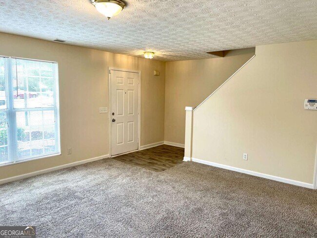 Foto del edificio - 5745 Strathmoor Manor Cir