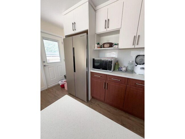 Building Photo - 89 Watson Dr