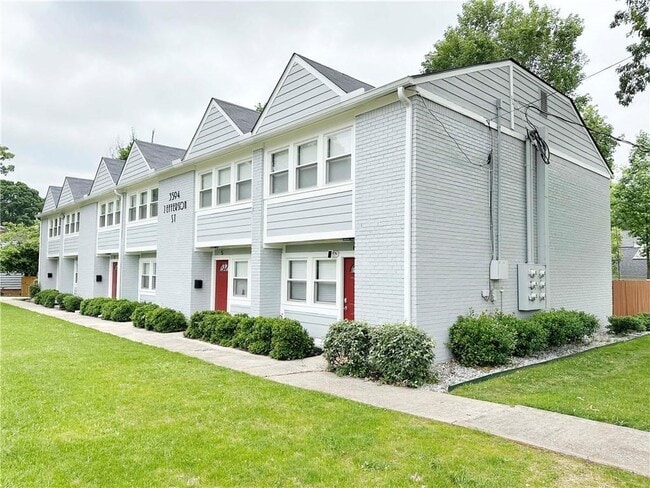 Foto del edificio - 3594 Jefferson St
