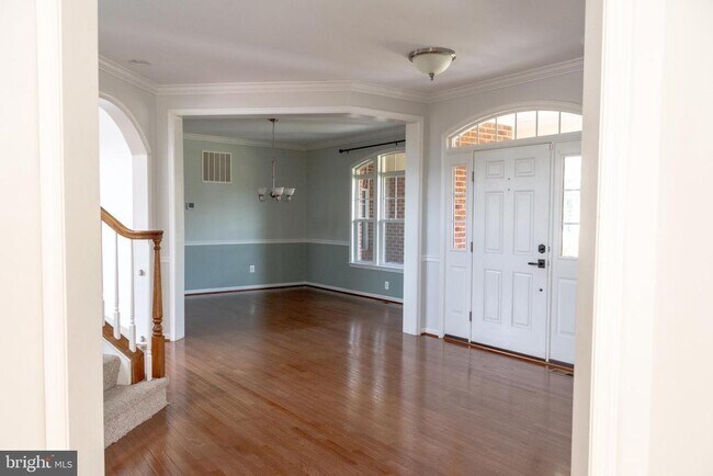 Building Photo - 108 Setting Sun Ct