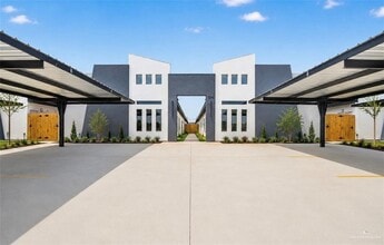 Building Photo - 1301 Woodland Trails