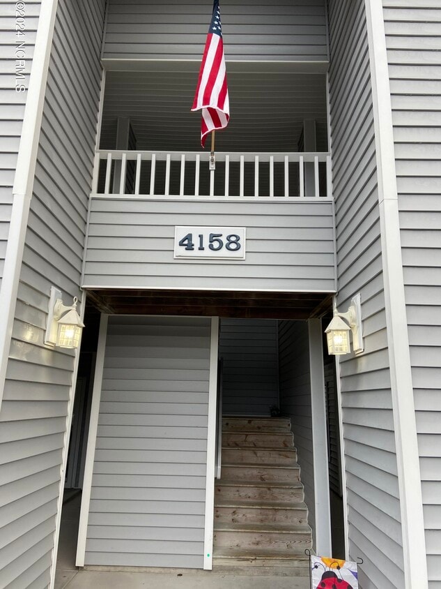 Primary Photo - 4158 Breezewood Dr