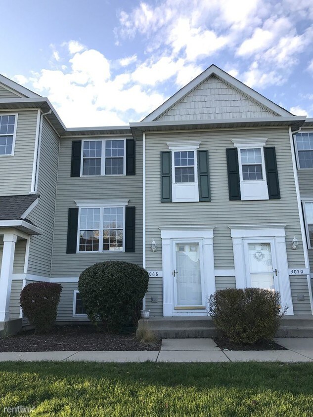 Primary Photo - 2 br, 1 bath House - 3068 Woodside Dr