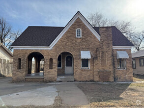 Building Photo - 1903 16th St