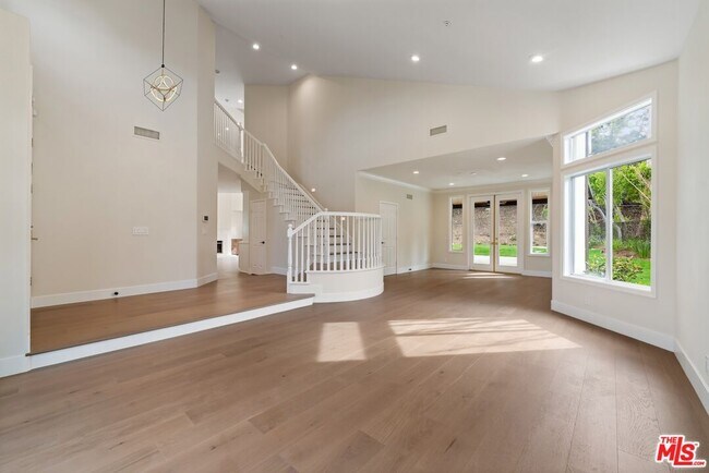 Foto del edificio - 18500 St Moritz Dr