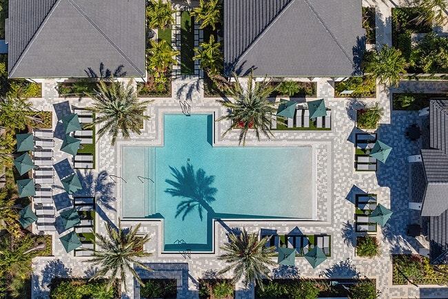 Building Photo - Birchstone Waterleigh