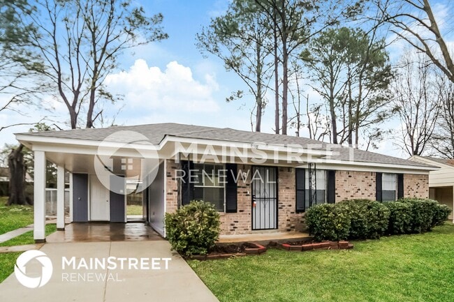 Building Photo - 3030 Normandy Dr