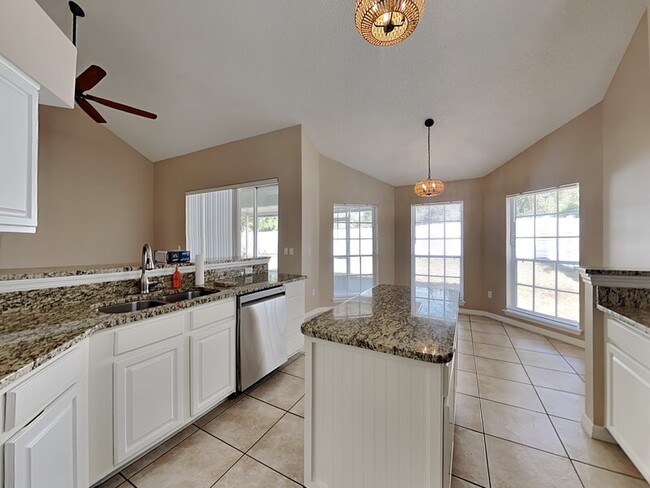 Foto del edificio - 1428 Oberlin Terrace