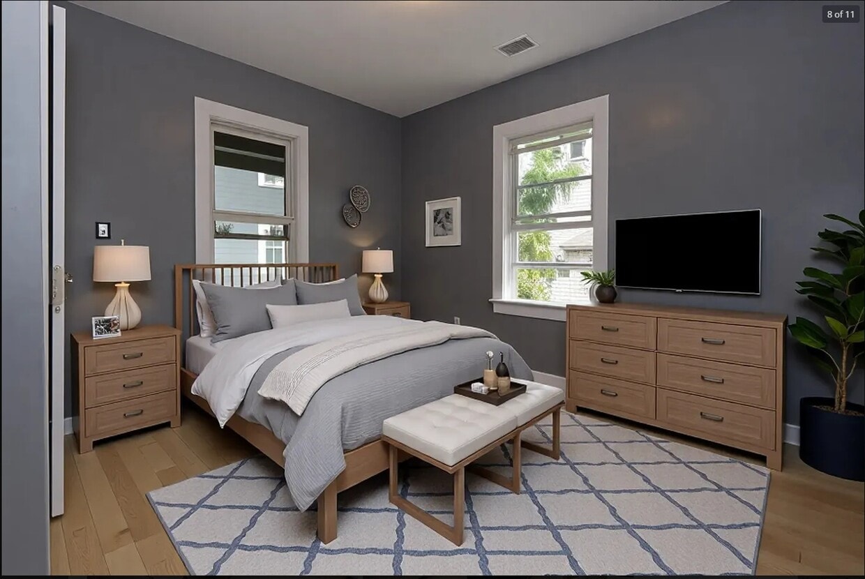 Primary Photo - 31-33 Thornton St. Unit 2