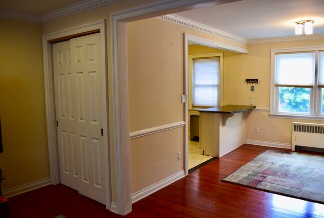 Foto del edificio - 412 Morris Ave