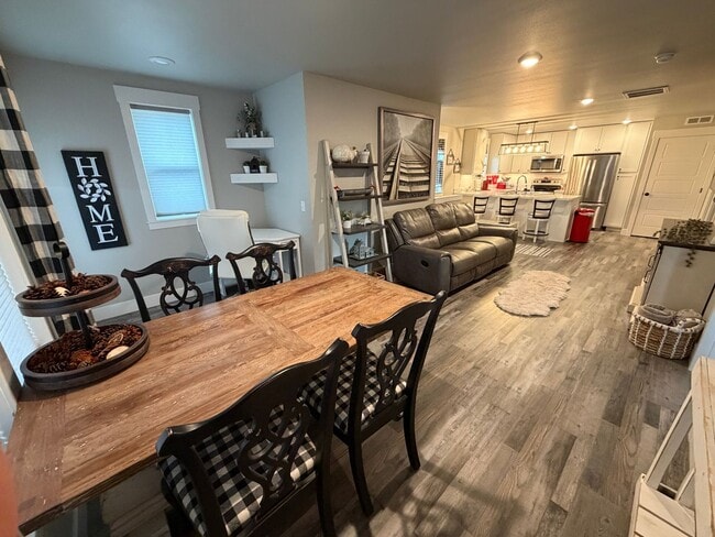Building Photo - Modern 2-Bedroom Home in Quiet New Neighborhood – Fully Furnished, Pet-Friendly, Garage & More!