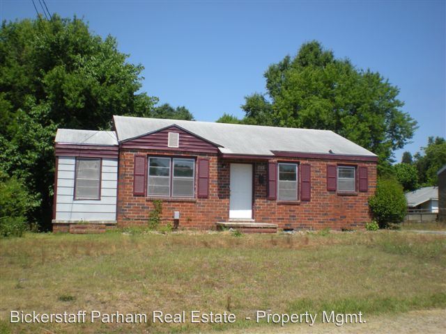 Primary Photo - 2343 Manning Ave
