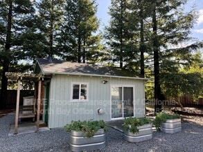 Building Photo - 760 Bodega Ave