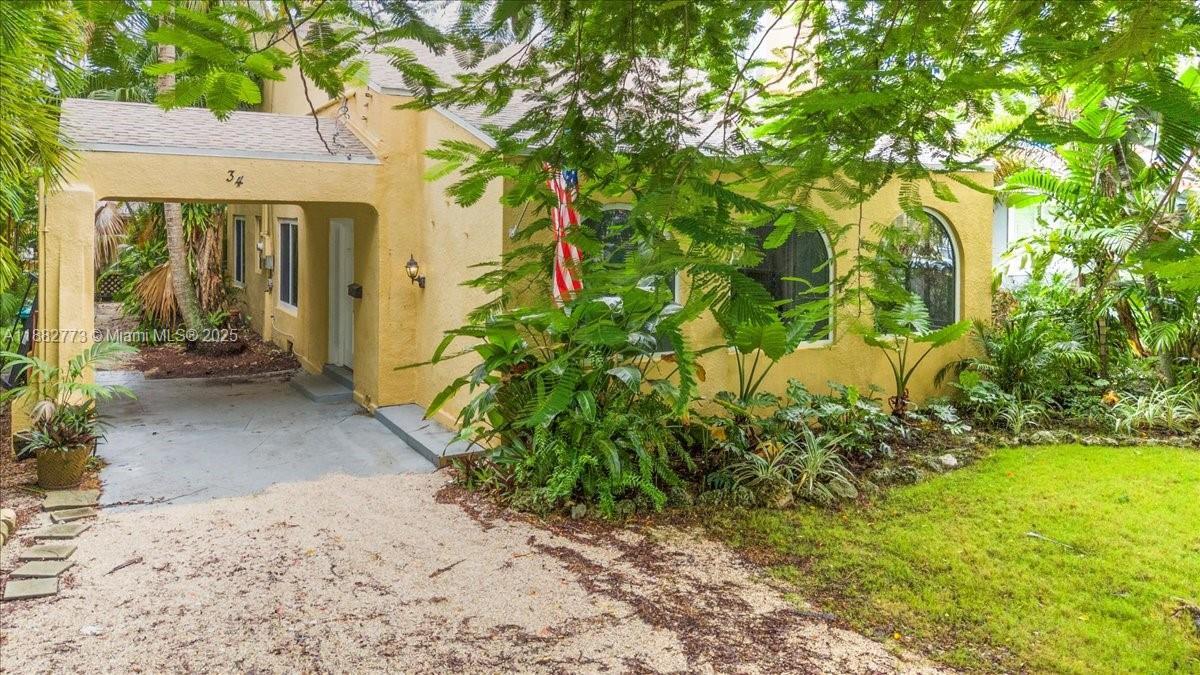 Foto principal - 34 SW 18th Rd