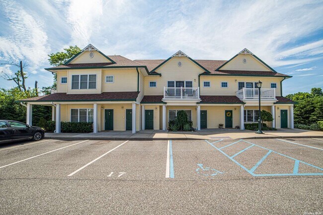 Foto del edificio - 975 Main St