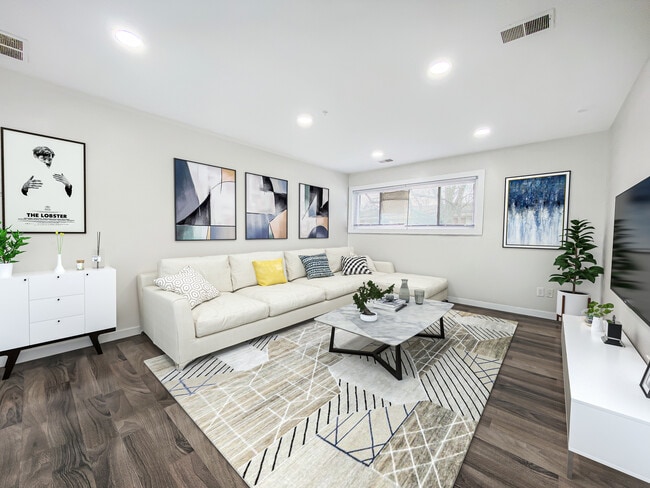 Family Room - The Crossings at Limestone Apartments