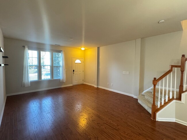 Foto del edificio - 2 Bedroom | 2.5 Bath Townhome in Greenbrie...