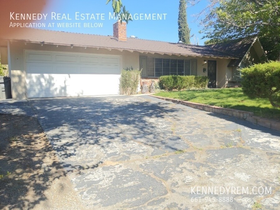 Foto principal - 38620 Desert View Dr