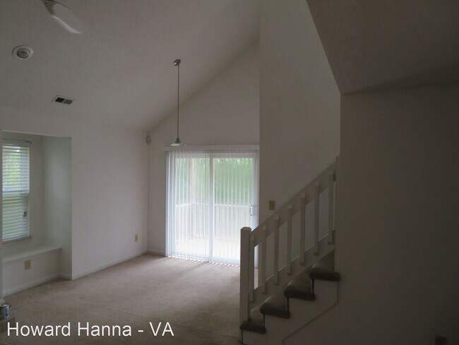 Foto del edificio - 2 br, 2 bath House - 520 Mary Robert Lane ...