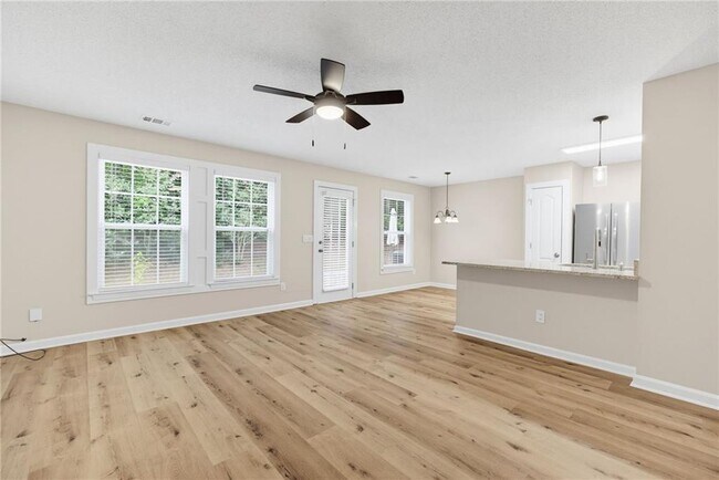 Foto del edificio - 106 Darby's Crossing Ct